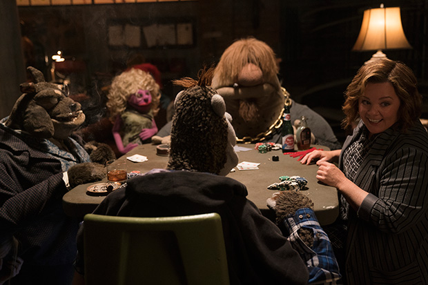 Melissa McCarthy en ¿Quién está matando a los moñecos? 