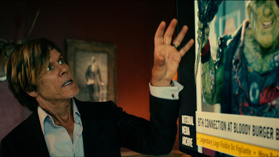 Kevin Bacon es Bob Garbinger en El Vengador Tóxico