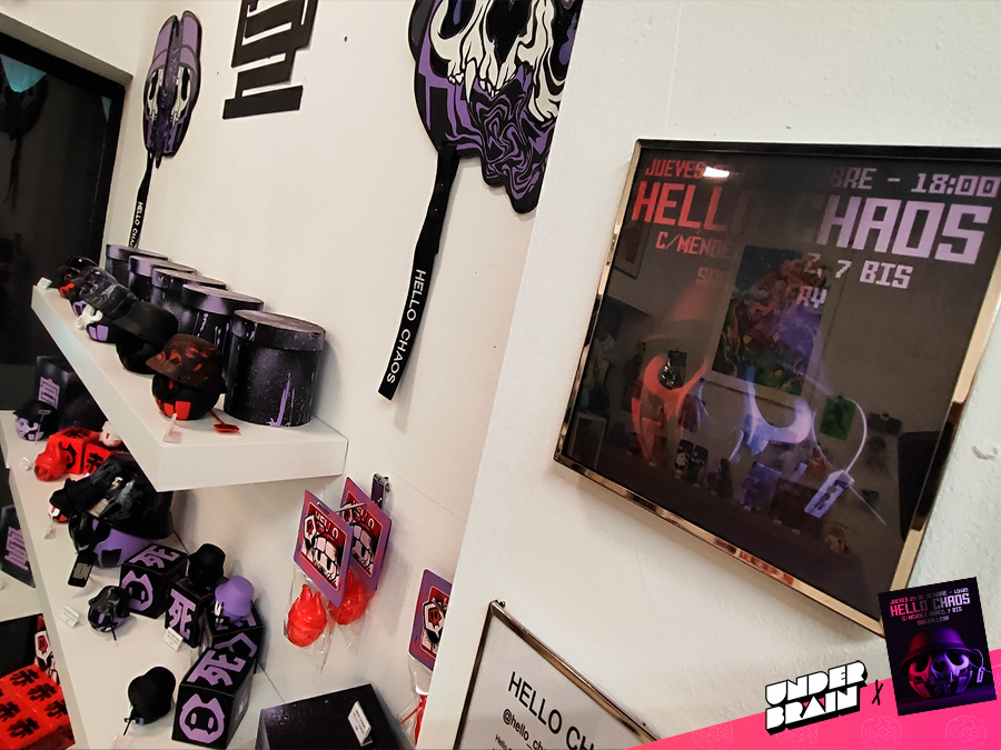 Hello Chaos, es oscuridad y estilo urbano hecho Art Toy Hello Chaos, es oscuridad y estilo urbano hecho Art Toy