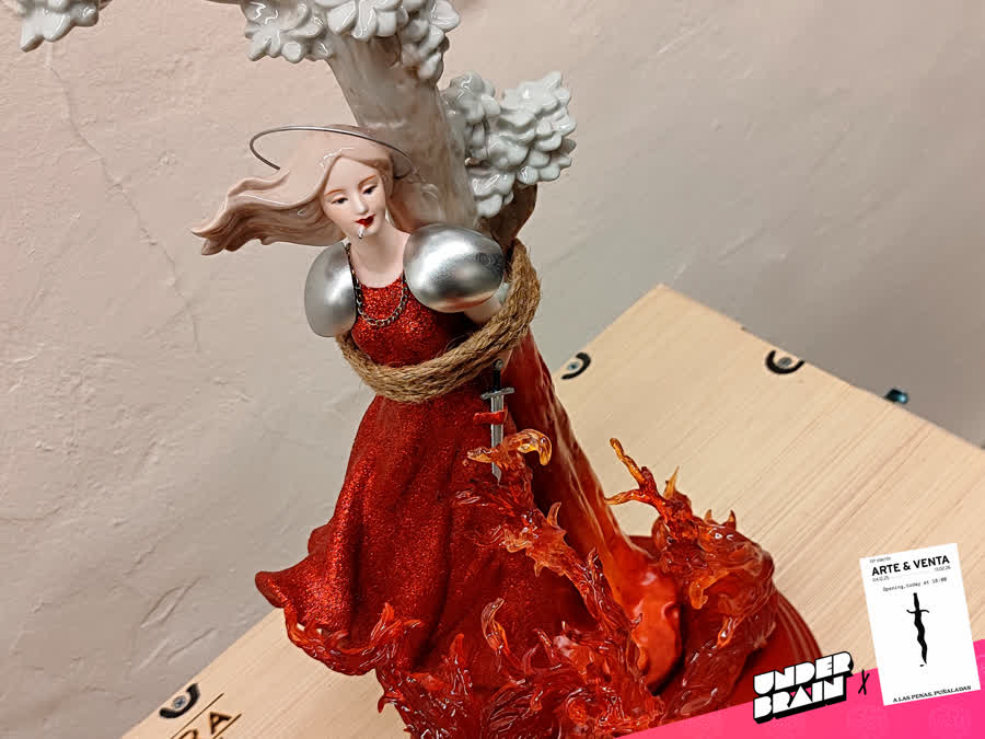 Marina Salazar 4 en la expo «A las penas, puñaladas» de La Plataforma