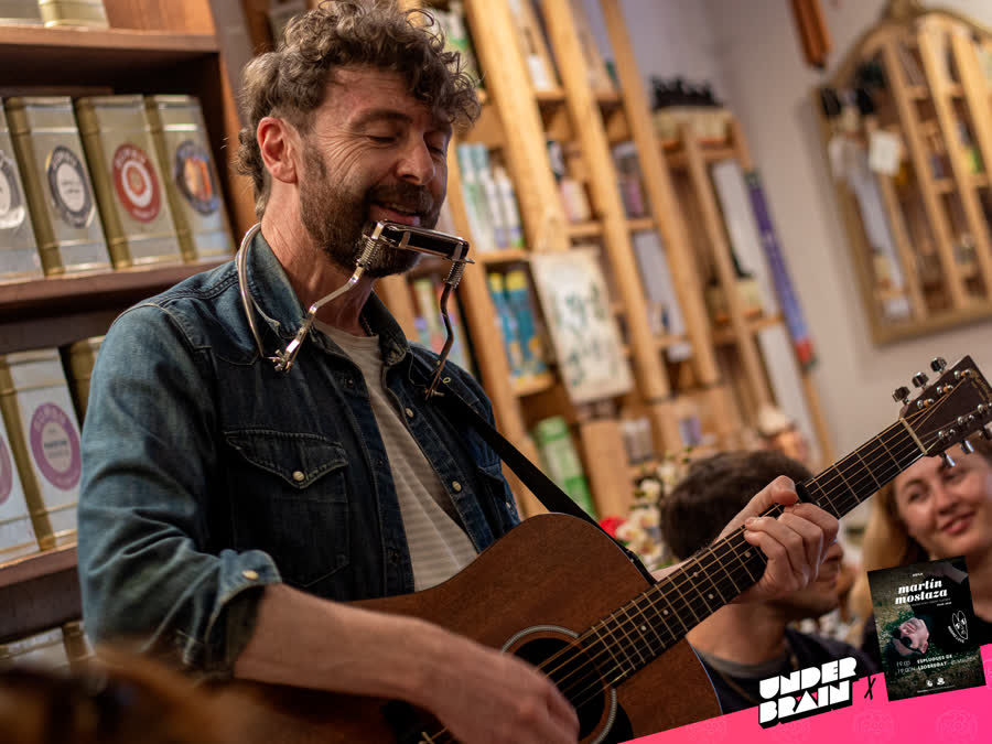 Miniatura de Martín Mostaza presenta «Canciones tristes para tardes alegres» en Bumbutea