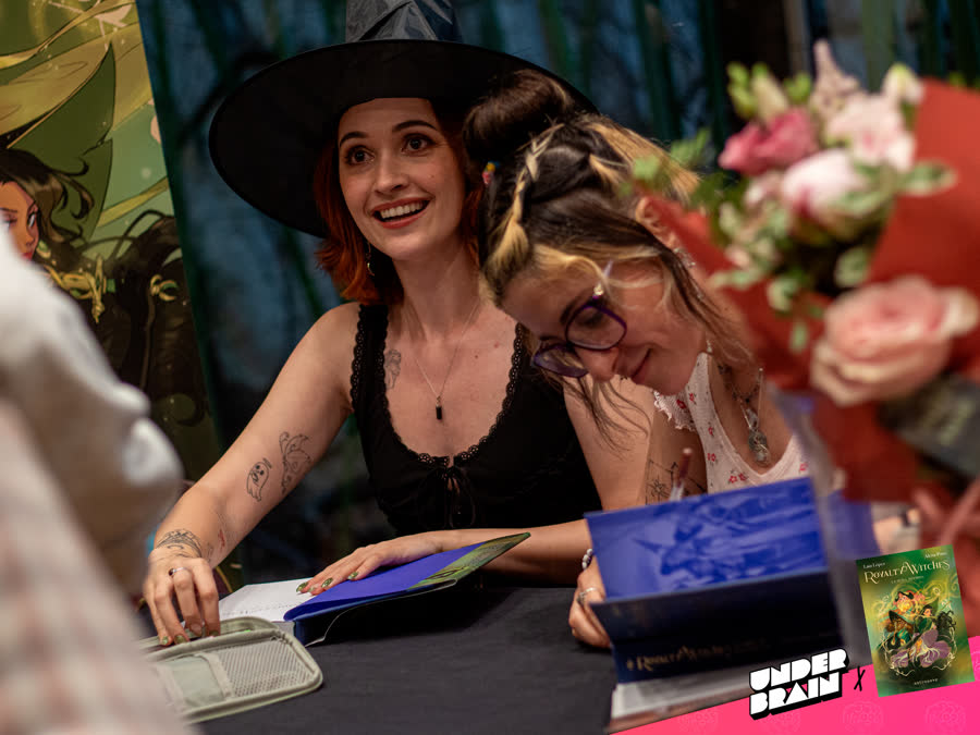 Sesión de firmas de Laia López y Alena Pons de «Royalty Witches 3»